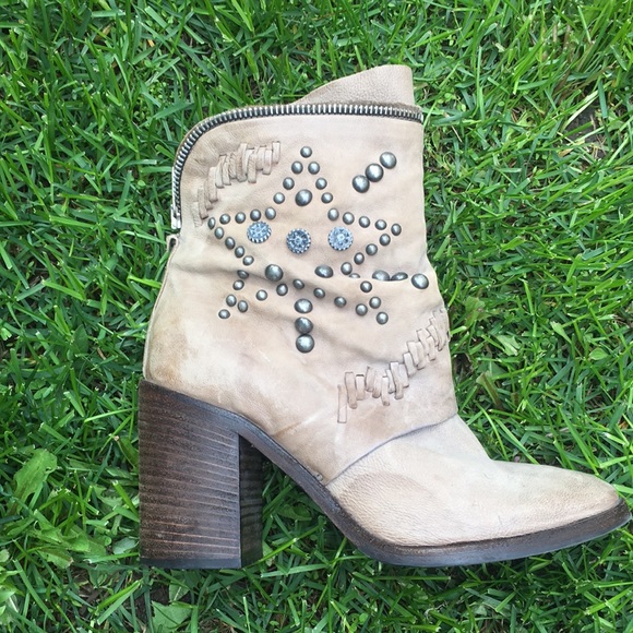 AS98 Boot studded - Picture 3 of 15